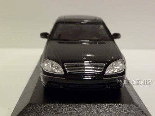 Mercedes-benz S-klasse (w220)