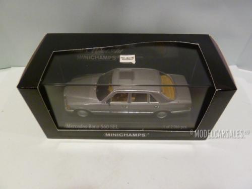 Mercedes-benz 560 SEL