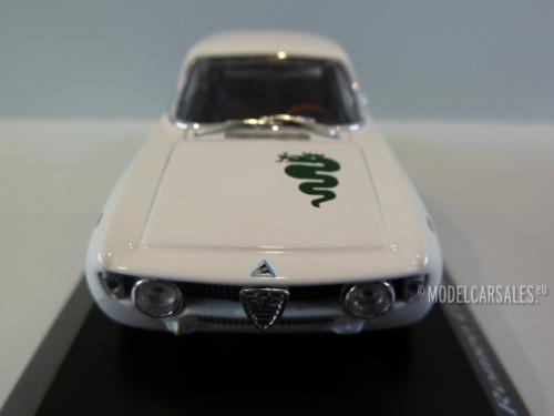 Alfa Romeo GTA 1300 Junior