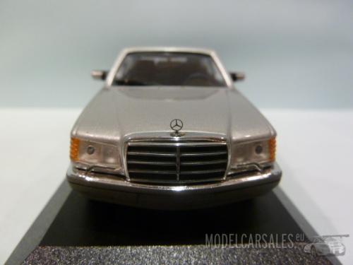 Mercedes-benz 560 SEL