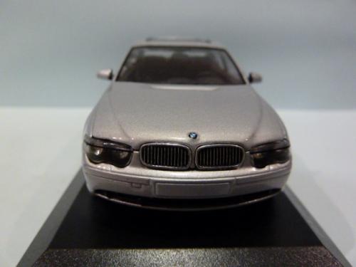 BMW 7-Series (e65)