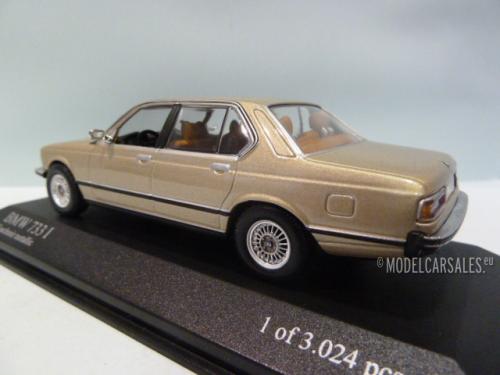 BMW 733i (e23)