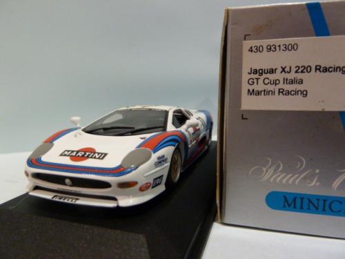 Jaguar XJ 220 Racing