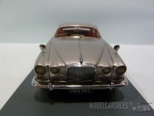 Jaguar MK10