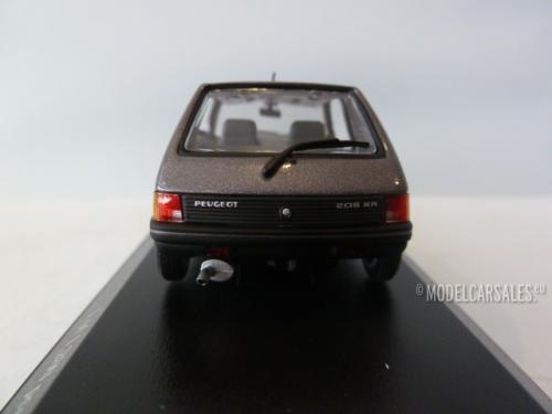 Peugeot 205