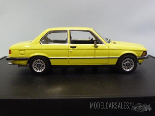 BMW 323i (e21)