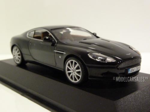 Aston Martin DB9