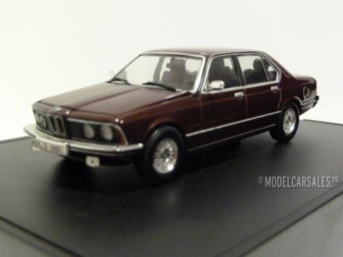 BMW 728i (e23)