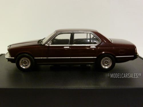 BMW 728i (e23)