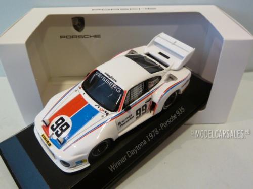 Porsche 935