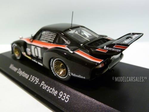 Porsche 935