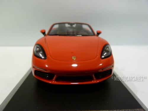 Porsche 718 (982) Boxster S