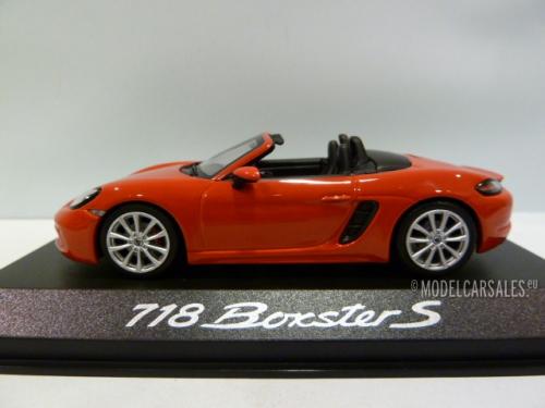 Porsche 718 (982) Boxster S