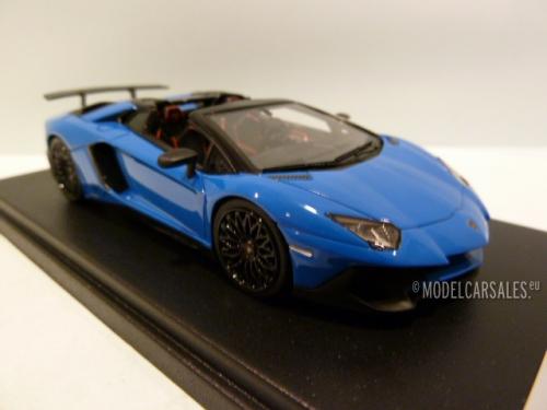 Lamborghini Aventador LP750-4 Superveloce Roadster