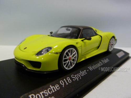 Porsche 918 Spyder Weissach Package