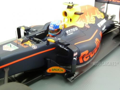 Red Bull Racing RB12 Tag Heuer