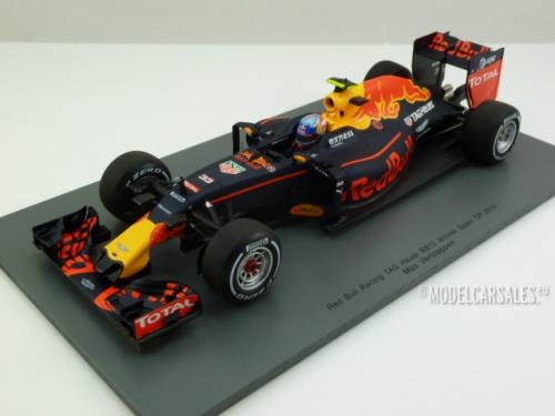 Red Bull Racing RB12 Tag Heuer