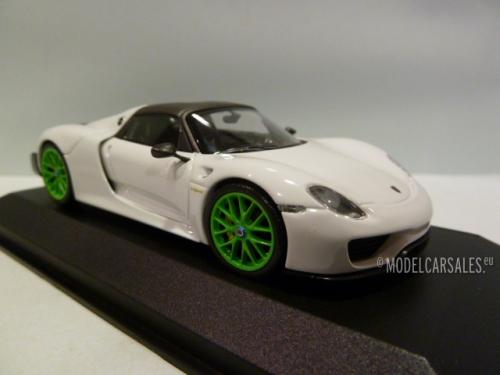 Porsche 918 Spyder Weissach Paket