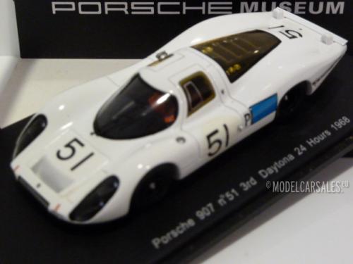 Porsche 907L