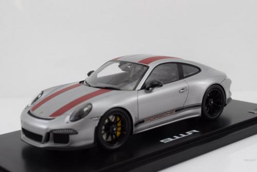 Porsche 911-R (991)