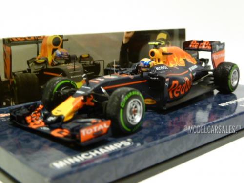 Red Bull Racing Tag Heuer RB12