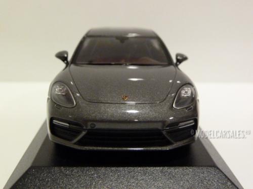 Porsche Panamera Sport Turismo Turbo