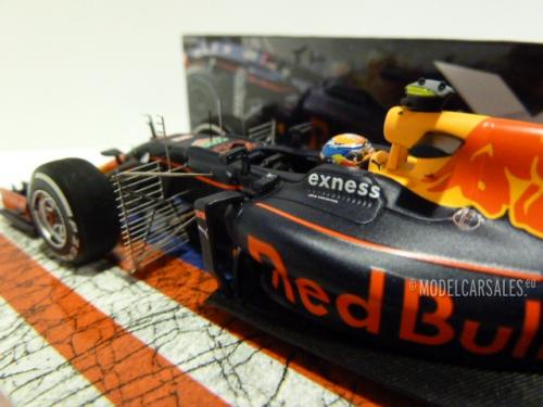 Red Bull Racing RB12 Tag Heuer