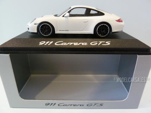 Porsche 911 Carrera GTS