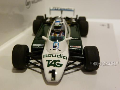 Williams FW08B