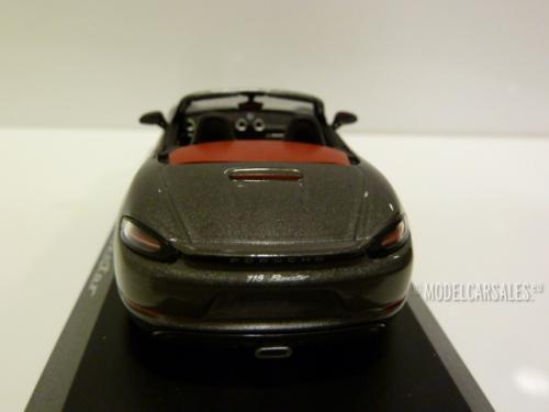 Porsche 718 (982) Boxster