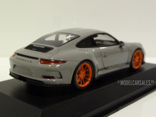 Porsche 911-R (991)