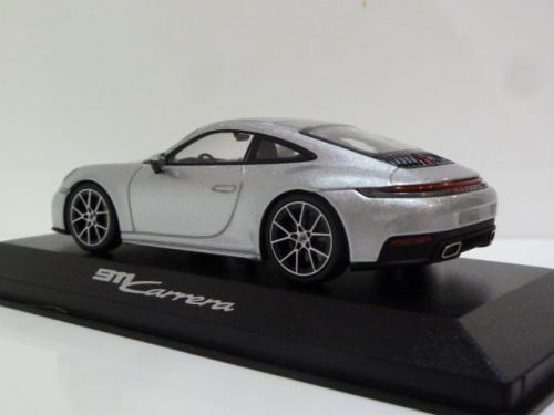 Porsche 911 (992.2) Carrera