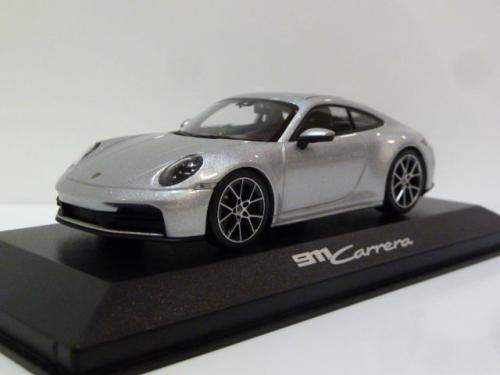 Porsche 911 (992.2) Carrera