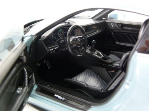 Porsche 911 (992) S/T
