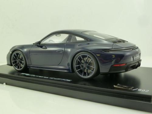 Porsche 911 (992.2) Carrera 4 GTS Porsche 911 (992.2) Carrera 4 GTS