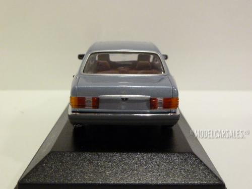 Mercedes-benz 560 SEL