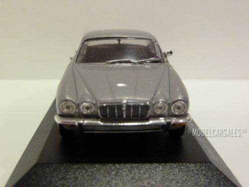 Jaguar XJ12 Series II