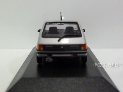 Peugeot 205