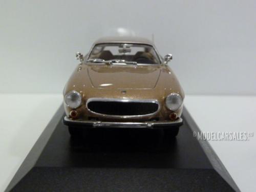 Volvo P 1800 ES