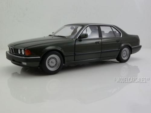 BMW 7-Series 730i (e32)