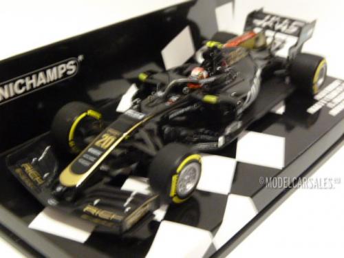 Haas Rich Energy Haas F1 team VF-19