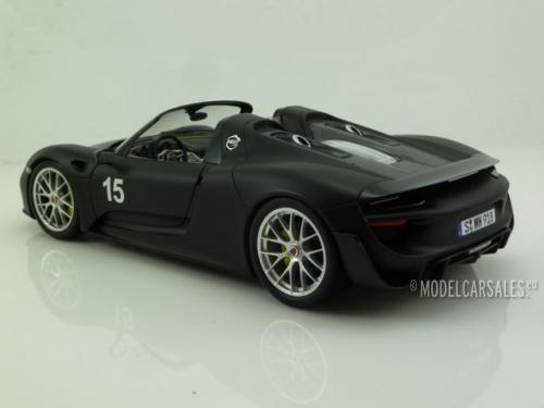 Porsche 918 Spyder Weissach Package