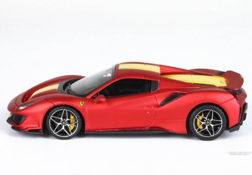 Ferrari 488 Pista Spider Closed Roof