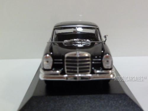 Mercedes-benz 300 SE Lang Heckflosse