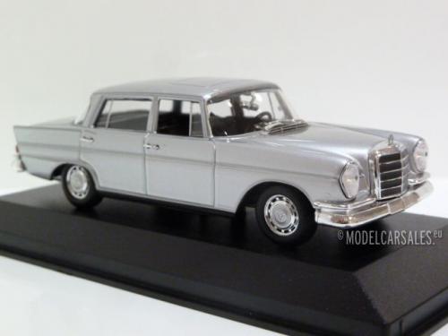 Mercedes-benz 300 SE Lang Heckflosse