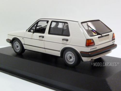 Volkswagen Golf GTi 4-door