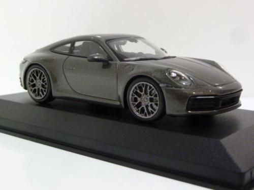 Porsche 911 (992) Carrera 4S