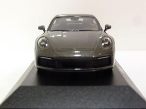 Porsche 911 (992) Carrera 4S