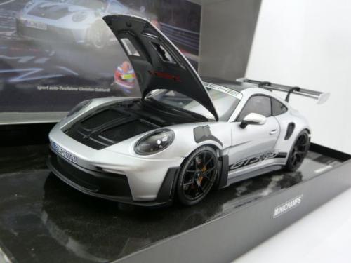 Porsche 911 (992) GT3 RS Weissach Package