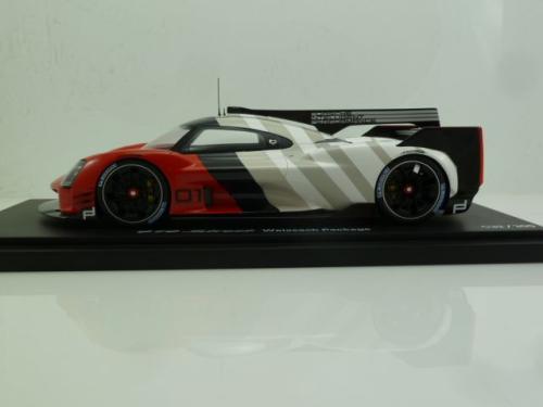 Porsche 919 Street Weissach Package Porsche 919 Street Weissach Package